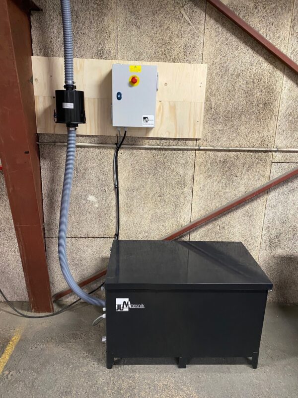 Lydkasse med ventilation for F pumper